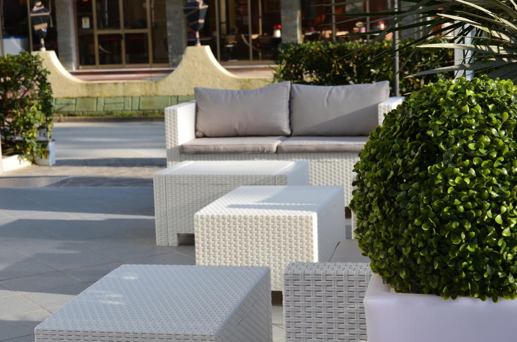 Hotel Mirage Milano Marittima Exterior photo